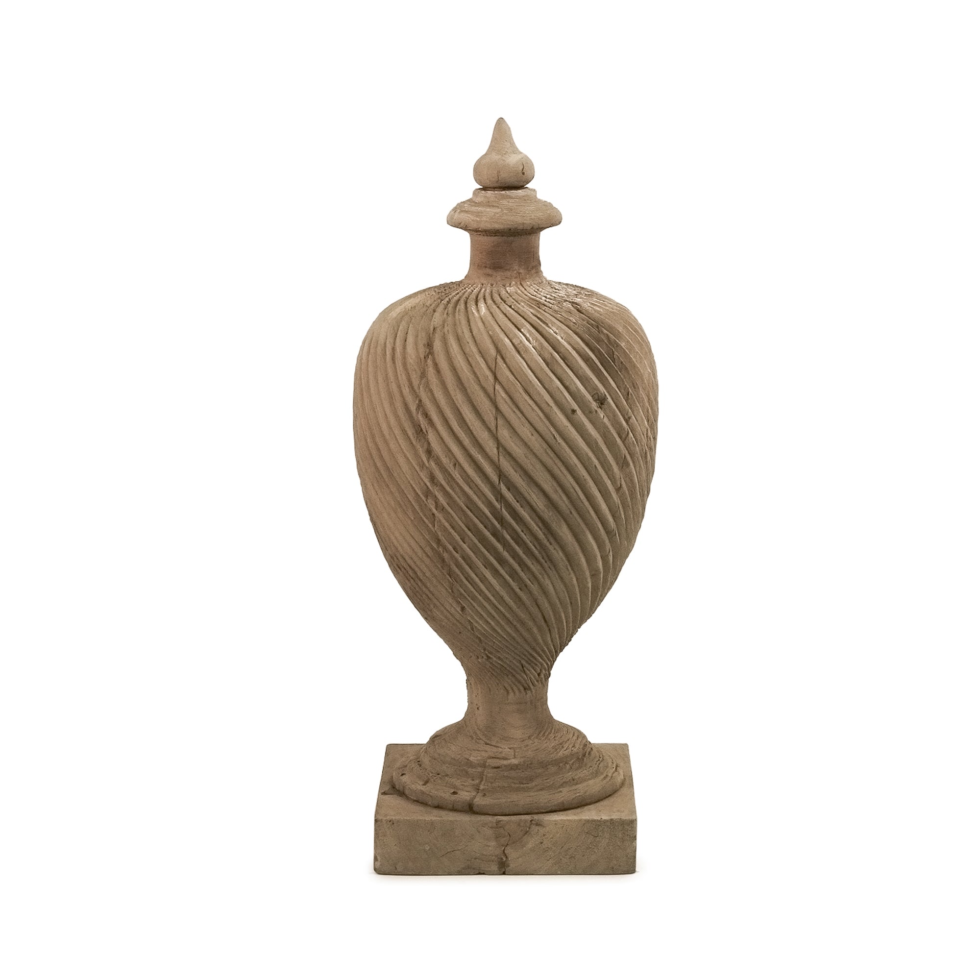 Julius Urn
